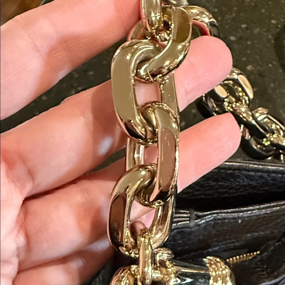 Gucci Black GG Emblem Handbag large shoulder bag - Picture 10 of 11